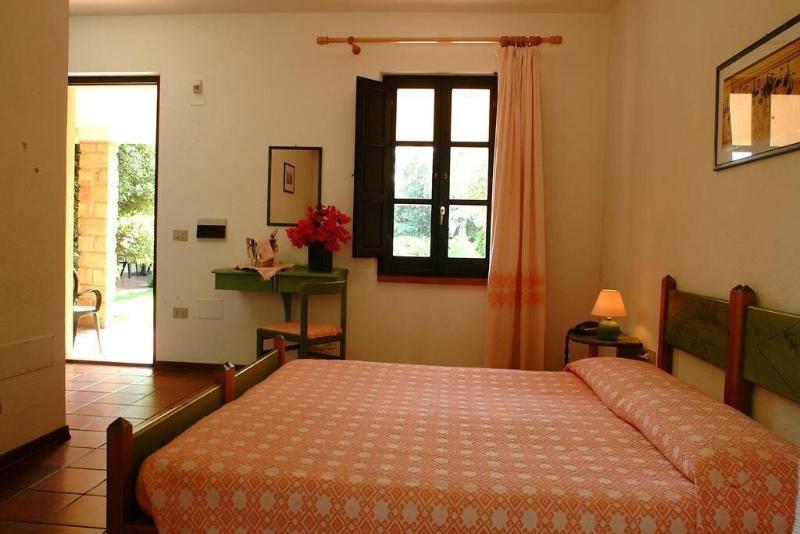Càbras Sinis Vacanze Sa Pedera מראה חיצוני תמונה